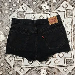 Levi’s 501 button fly denim jean cutoff shorts 30